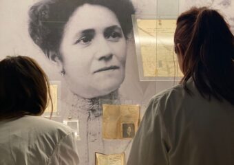 Alumnos y Docentes de Conservación y Restauración en la Casa del Teatro