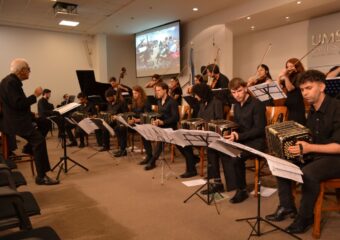 Concierto de la Orquesta Escuela de Tango Emilio Balcarce en UMSA